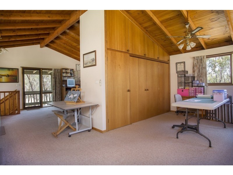 135 Native Gully Crescent, Eppalock VIC 3551