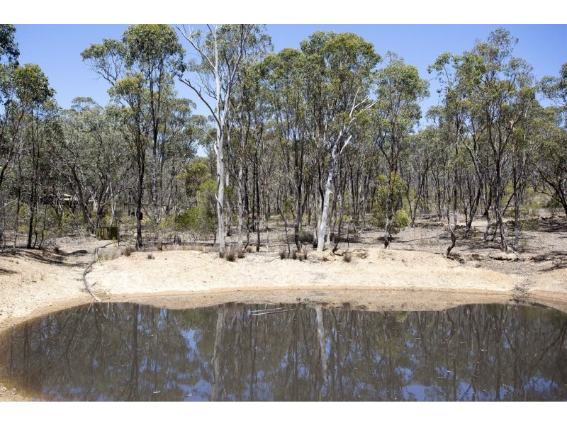 135 Native Gully Crescent, Eppalock VIC 3551