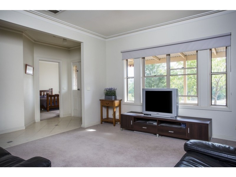 292 Woodward Road, Golden Square VIC 3555