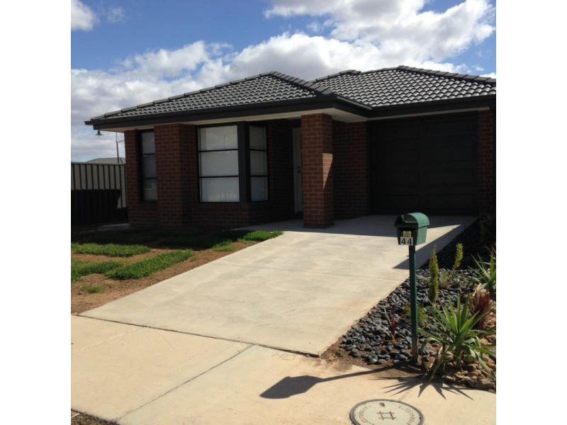 44 Yellowgum Drive, Epsom VIC 3551