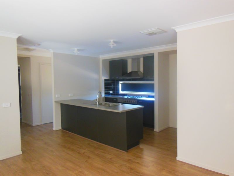 44 Yellowgum Drive, Epsom VIC 3551