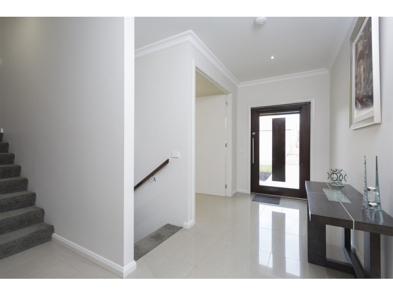 12 Elwood Drive, Strathdale VIC 3550