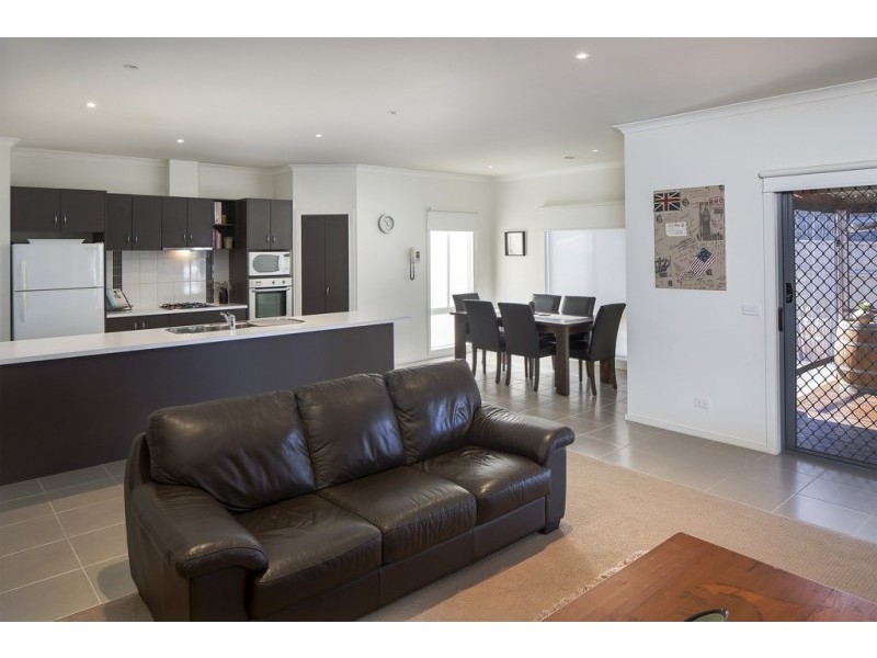 36 Londonderry Way, Epsom VIC 3551