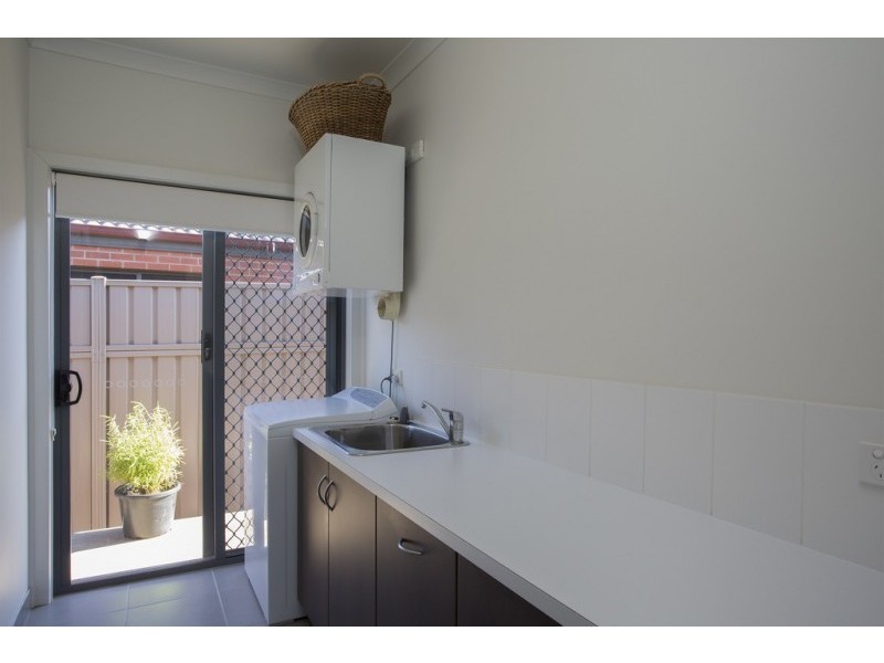 36 Londonderry Way, Epsom VIC 3551