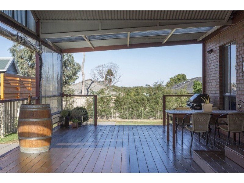 36 Londonderry Way, Epsom VIC 3551