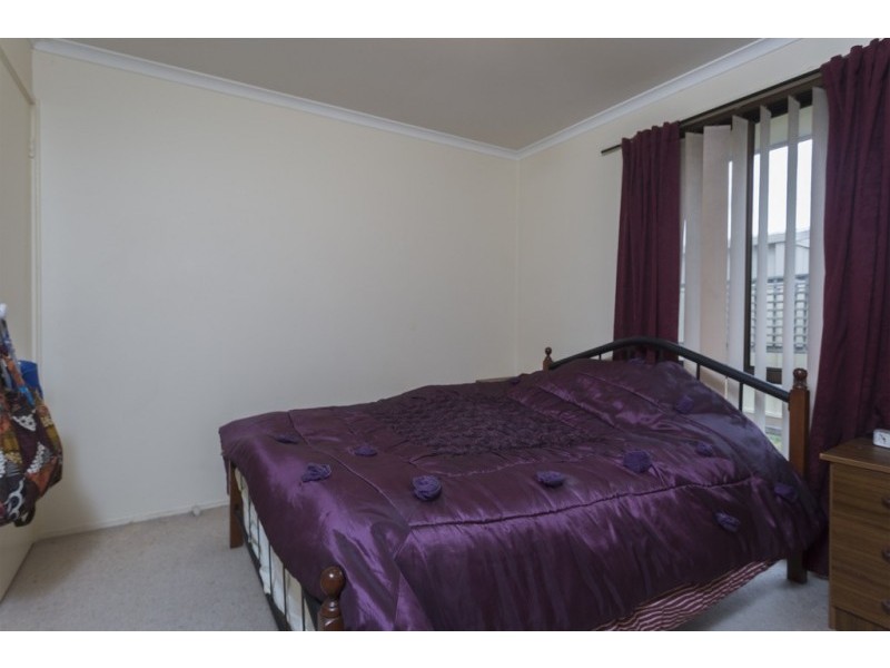 7/233 MacKenzie Street West, Kangaroo Flat VIC 3555