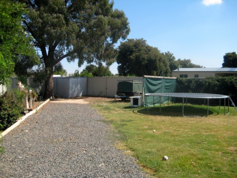 4 Glenwill Drive, Epsom VIC 3551
