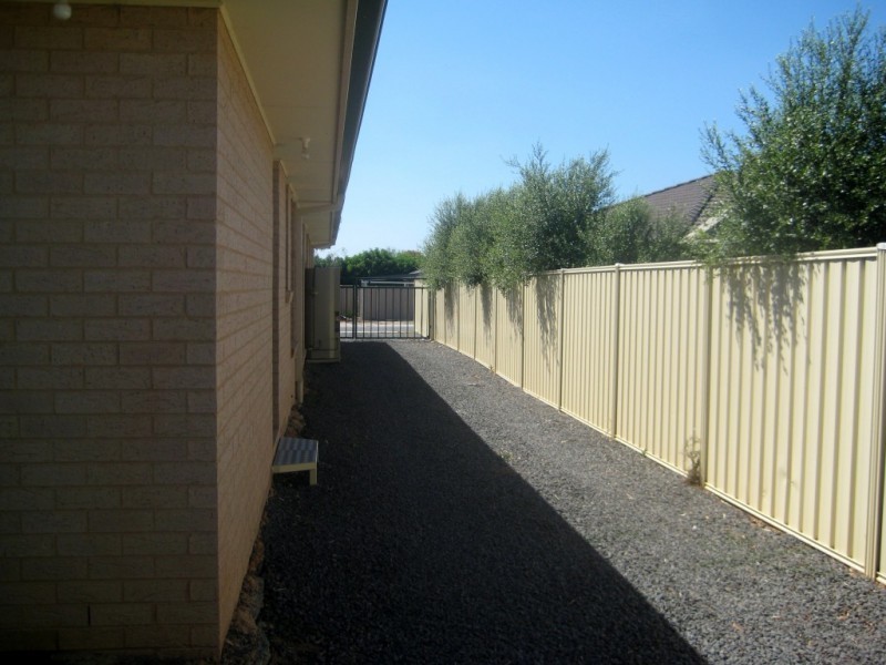 4 Glenwill Drive, Epsom VIC 3551