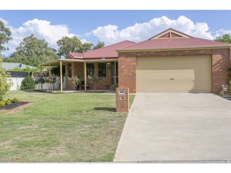 7 Waterford Drive, Strathfieldsaye VIC 3551