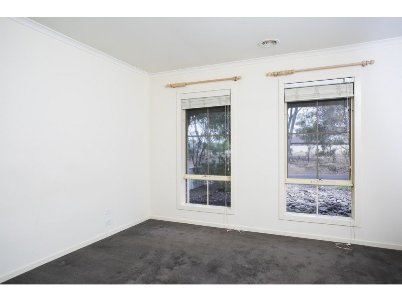 2 Gardenview Court, Epsom VIC 3551