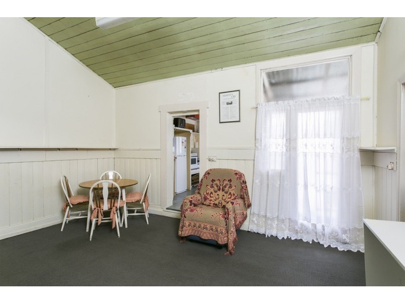 13 Neale Street, Kennington VIC 3550