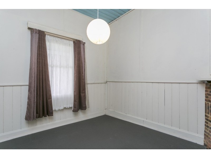 13 Neale Street, Kennington VIC 3550