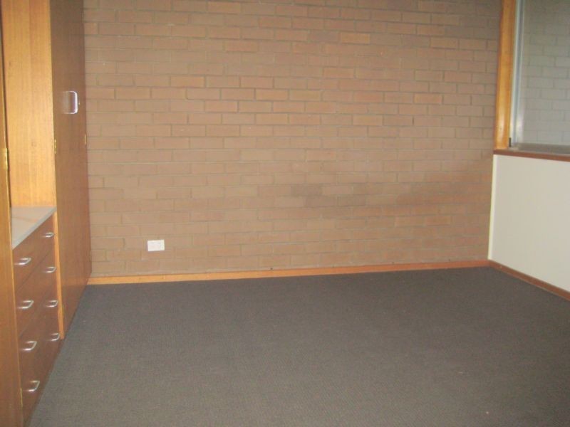 2/45 Glencoe Street, Kennington VIC 3550