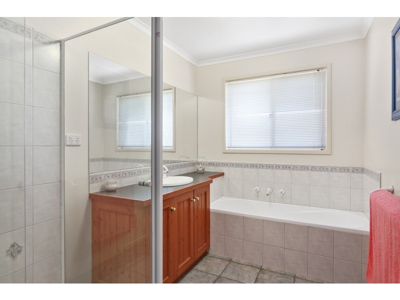 7 Bonnie Brae Court, Spring Gully VIC 3550