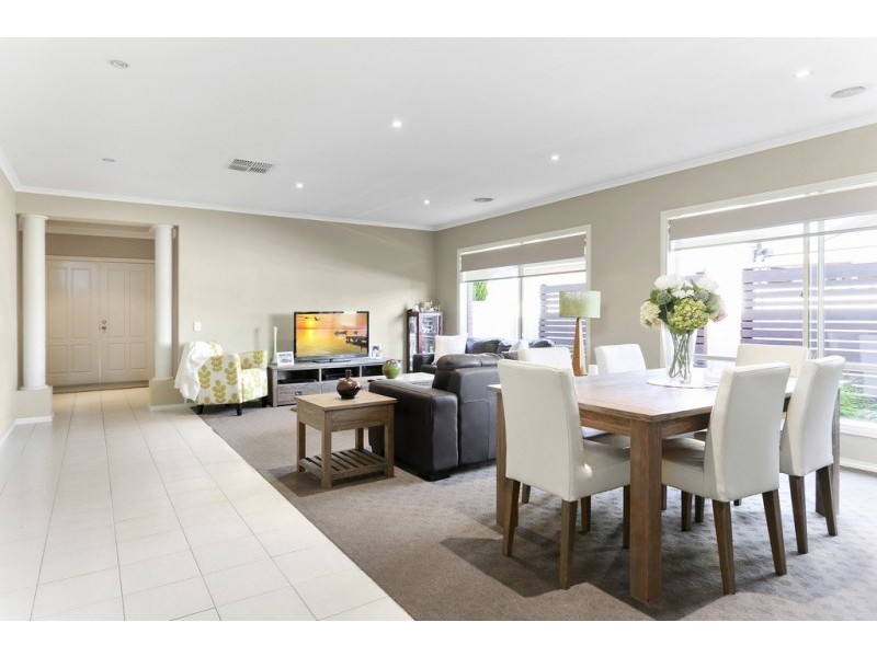 11 Lemon Gum Drive, Strathfieldsaye VIC 3551