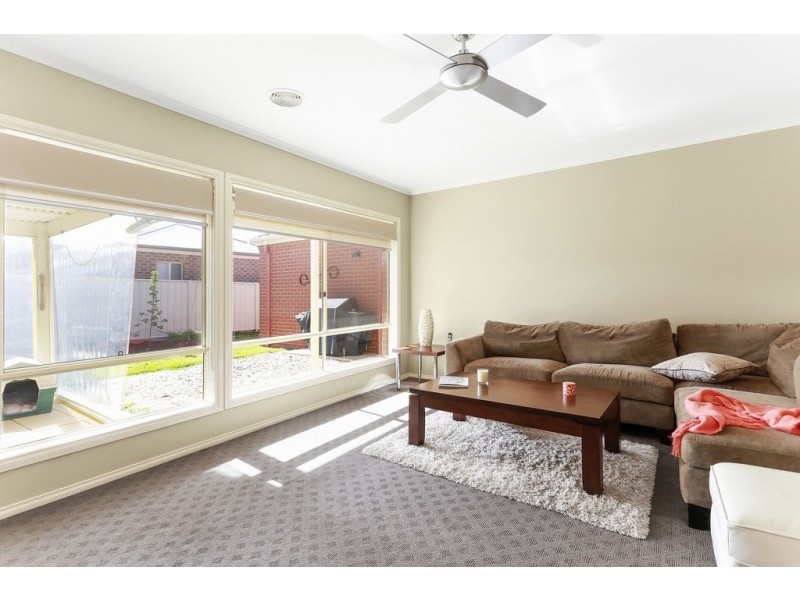 11 Lemon Gum Drive, Strathfieldsaye VIC 3551