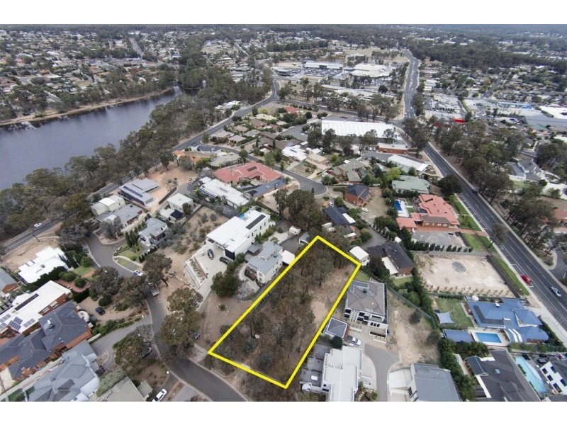 12 Lakewood Drive, Kennington VIC 3550