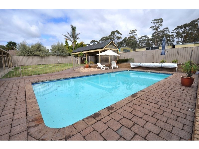 102 MacDougall Road, Golden Gully VIC 3555