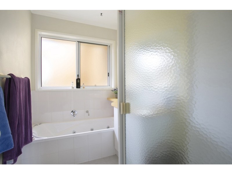 9 Joanna Court, Strathdale VIC 3550