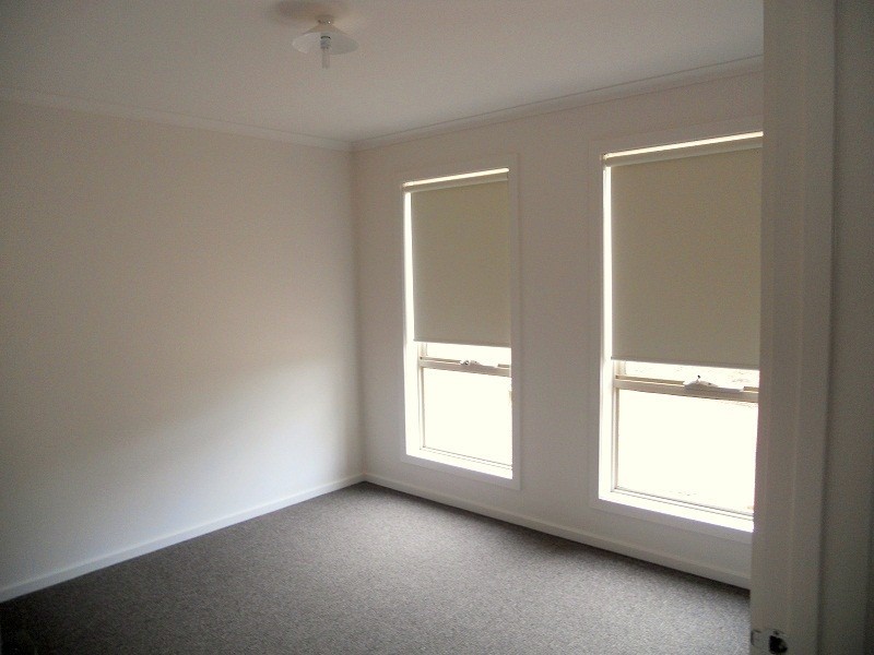 1/107 St Killians Street, White Hills VIC 3550