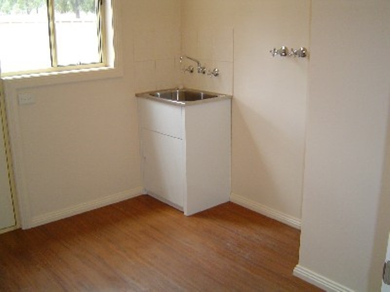 2/89 Simpsons Road, Eaglehawk VIC 3556