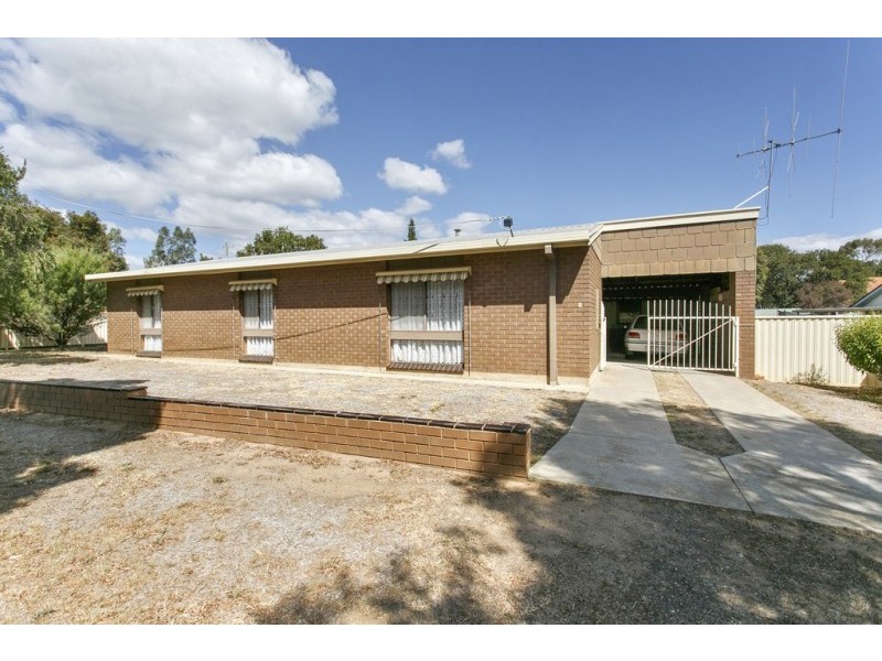 1 Plumridge Street, White Hills VIC 3550