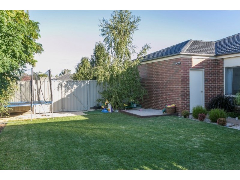 3 Singar Court, Strathfieldsaye VIC 3551