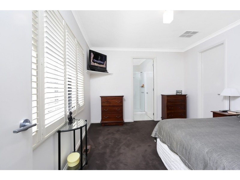 23 Bronwyn Court, Spring Gully VIC 3550