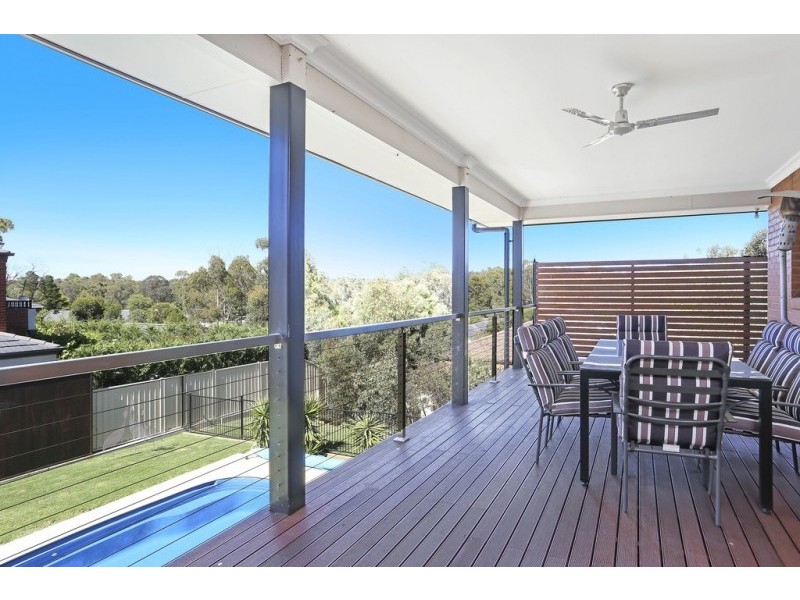 23 Bronwyn Court, Spring Gully VIC 3550