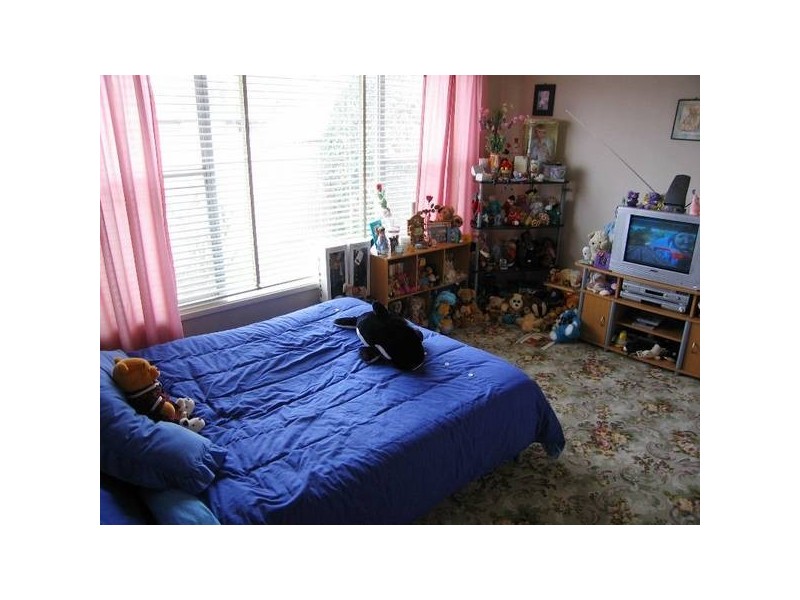 27 Olympic Parade, Kangaroo Flat VIC 3555