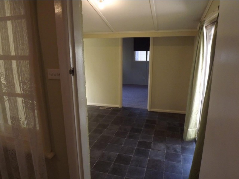 35 Russell Street, Quarry Hill VIC 3550