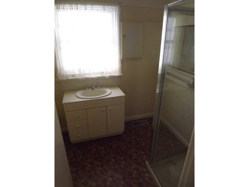 35 Russell Street, Quarry Hill VIC 3550