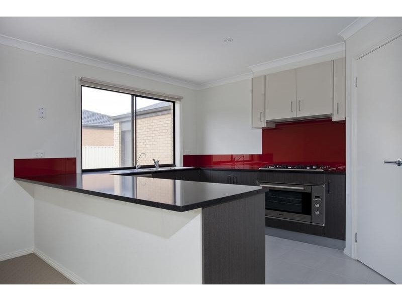 19 O’Neill Court, Epsom VIC 3551