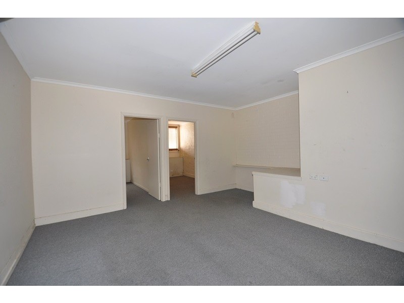 16 High Street, Eaglehawk VIC 3556