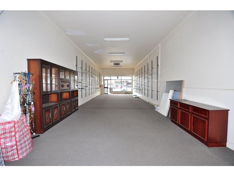 16 High Street, Eaglehawk VIC 3556