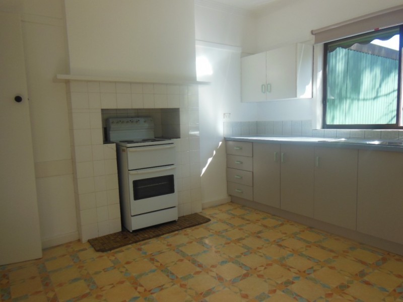 1 Moray Crescent, North Bendigo VIC 3550