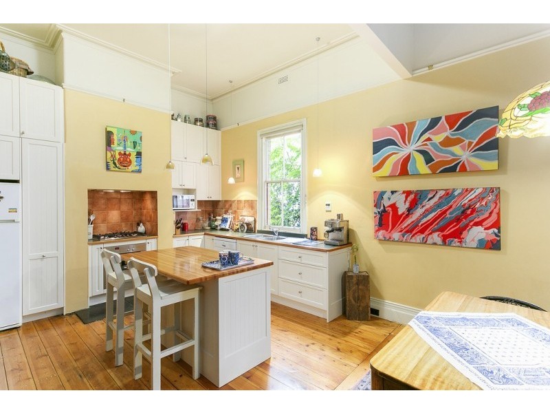 16 Palmerston Street, Quarry Hill VIC 3550