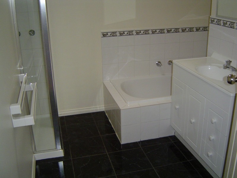 1/81 Osborne Street, Flora Hill VIC 3550