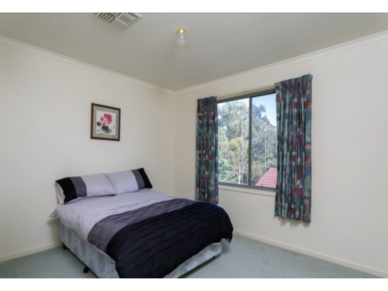 61 Ellis Street, Flora Hill VIC 3550