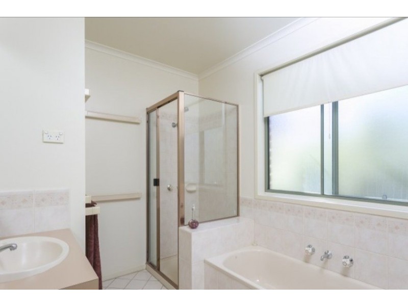 61 Ellis Street, Flora Hill VIC 3550