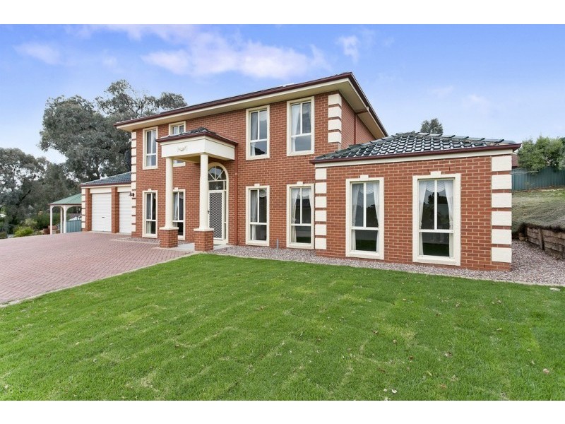 12 Ironbark Court, Kennington VIC 3550