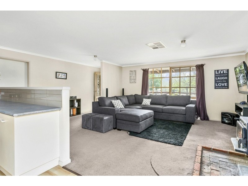 31 Chapel Street, Serpentine VIC 3517