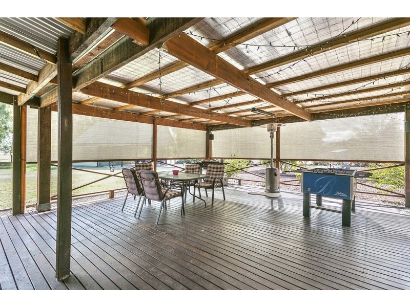 31 Chapel Street, Serpentine VIC 3517