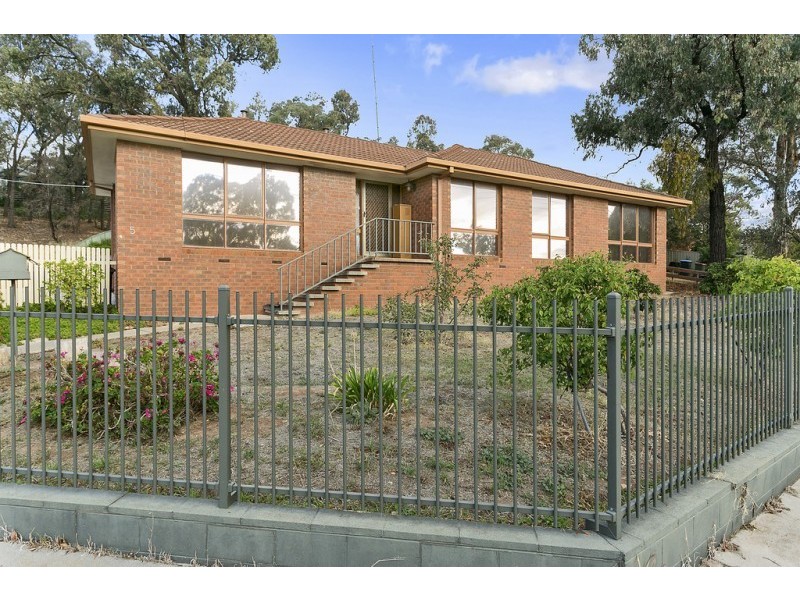5 Moomba Court, Kennington VIC 3550