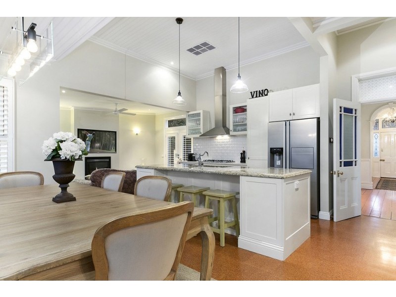 71 Miller Street, Quarry Hill VIC 3550