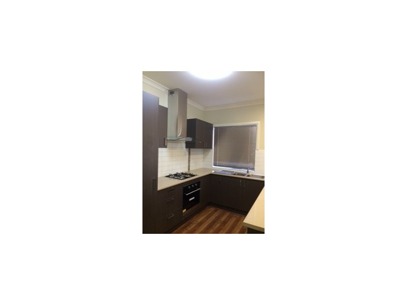 2/23 Alexander Street, Kangaroo Flat VIC 3555