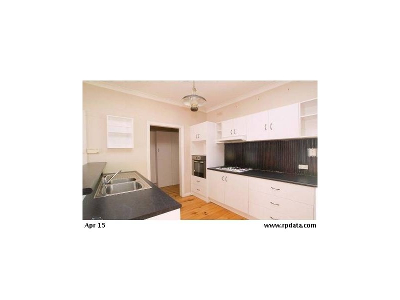 30 Wireless Street, Kangaroo Flat VIC 3555