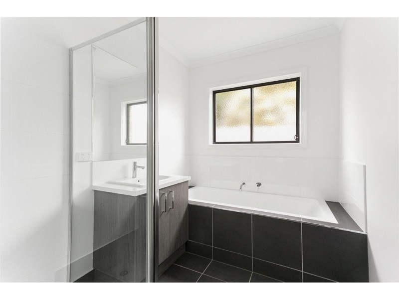 1 & 2/34 Raglan Street, White Hills VIC 3550
