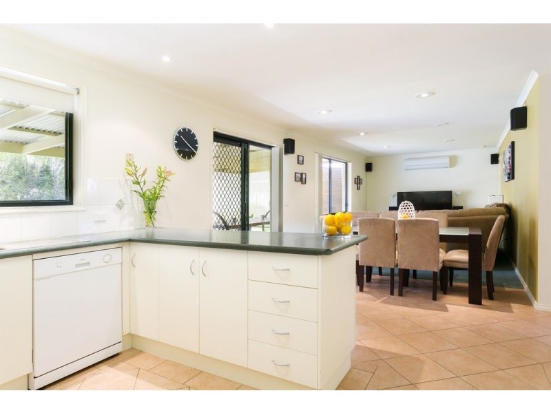 20 Elvey Drive, Kangaroo Flat VIC 3555