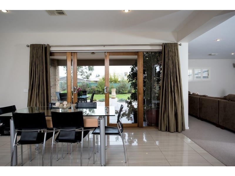 12 Arlington Court, Maiden Gully VIC 3551